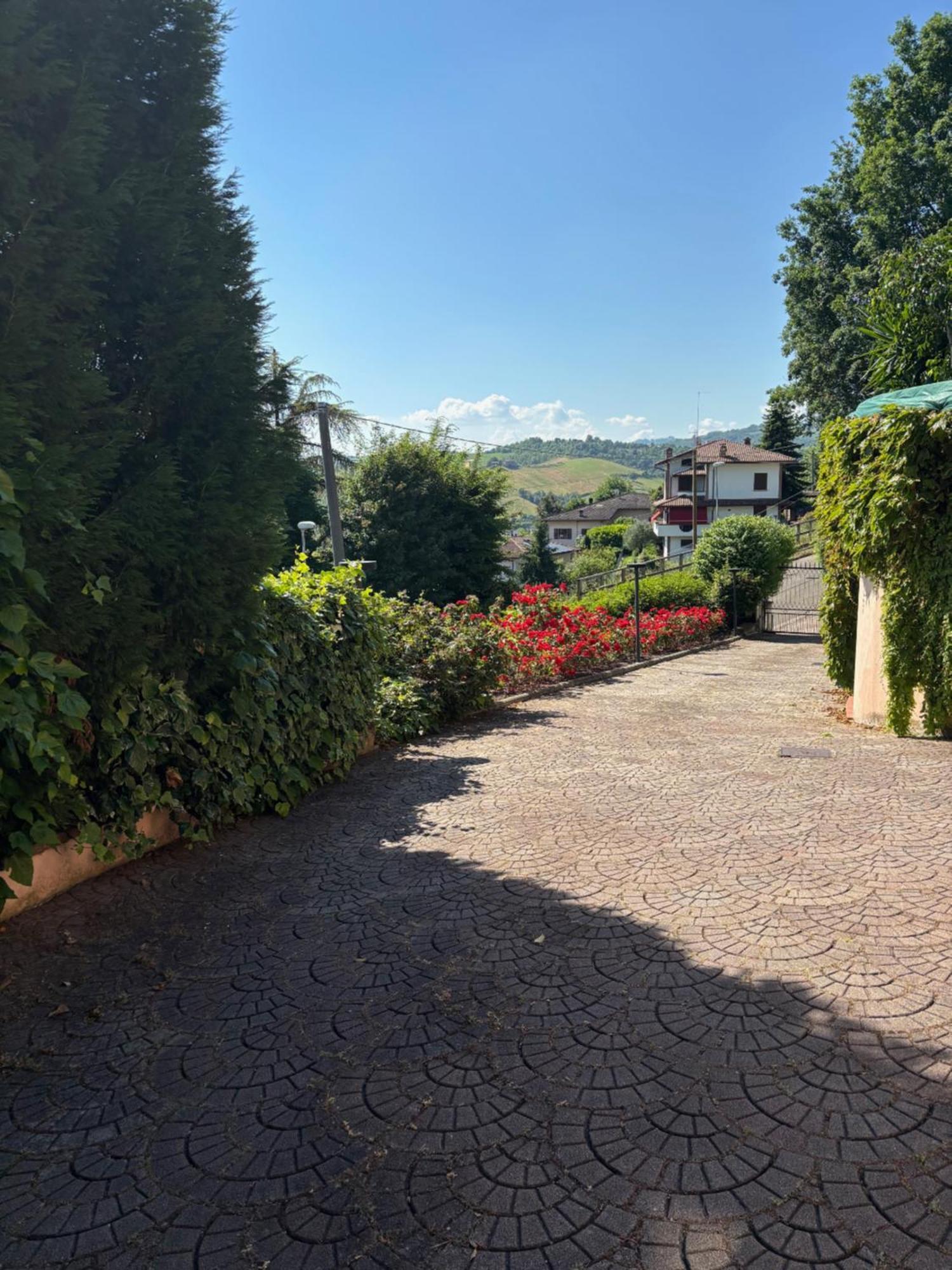 Villa Isella Maranello Exterior photo